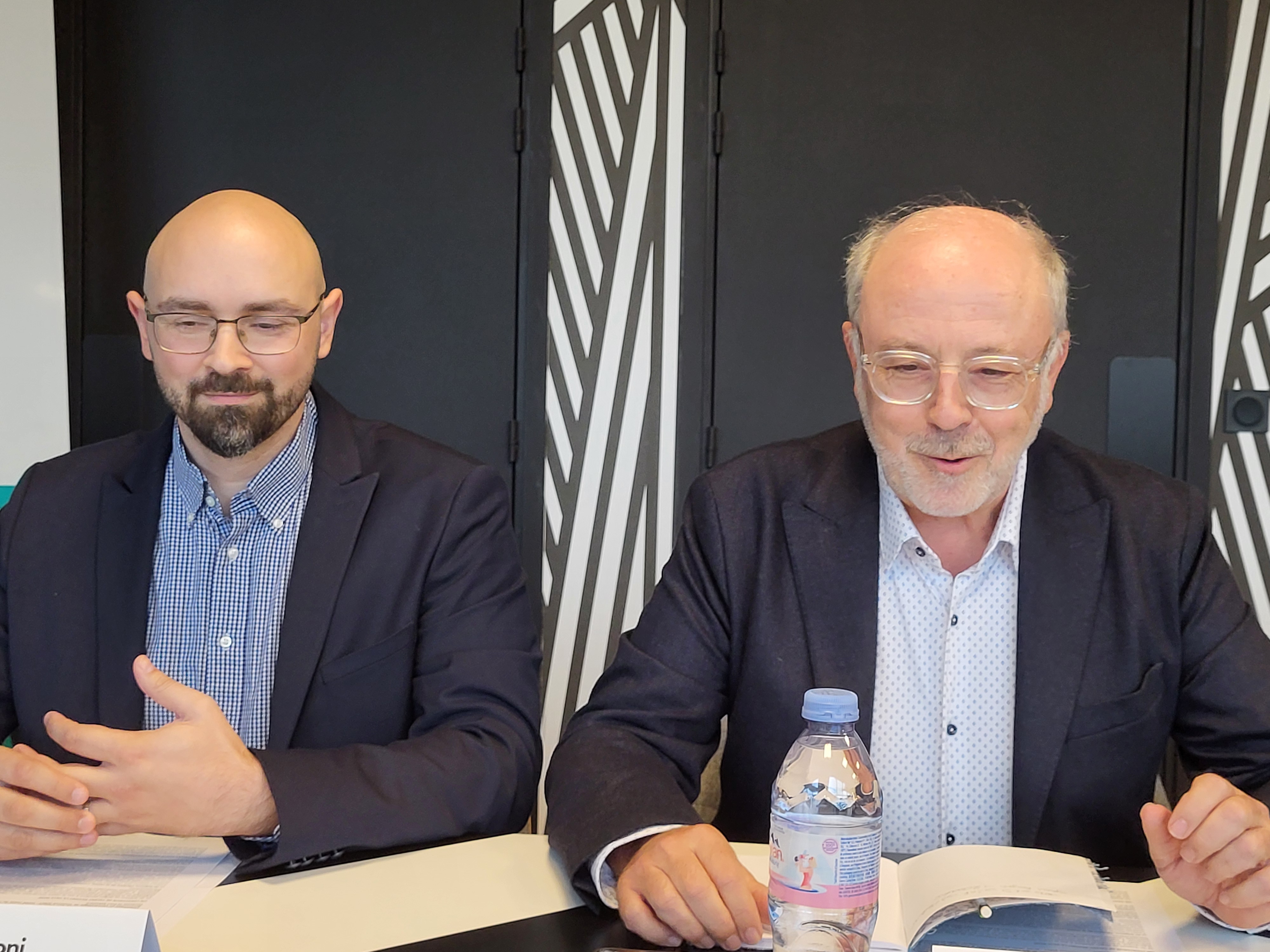 De gauche à droite : Le docteur Lorenzo Scipioni en compagnie de Gilles Favre, directeur de la Fondation Toulouse Cancer Santé. (Photo : Anthony Assémat - Entreprises Occitanie)