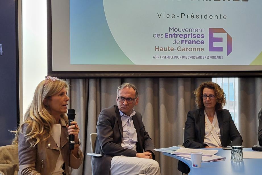 Valérie Jimenez, présidente déléguée du Medef de Haute-Garonne (à gauche), a évoqué la gestion de la RSE et des questions environnementales dans son entreprise de transport. (Photo : Anthony Assémat - Entreprises Occitanie)