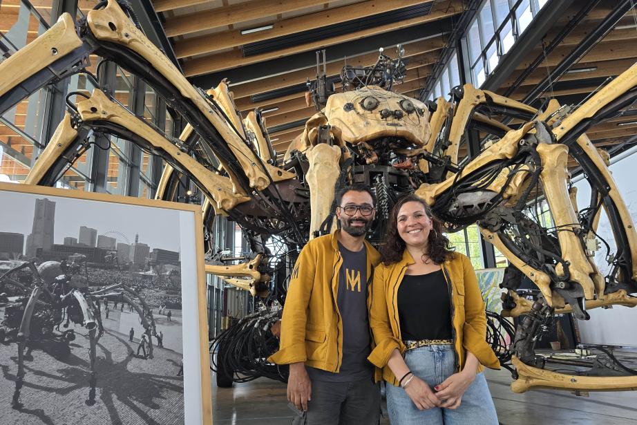 Everest Canto, directeur d’exploitation de la Halle de la Machine, et Fanny Poitevin, responsable de communication et de développement des publics. (Photo : Dorian Alinaghi - Entreprises Occitanie)