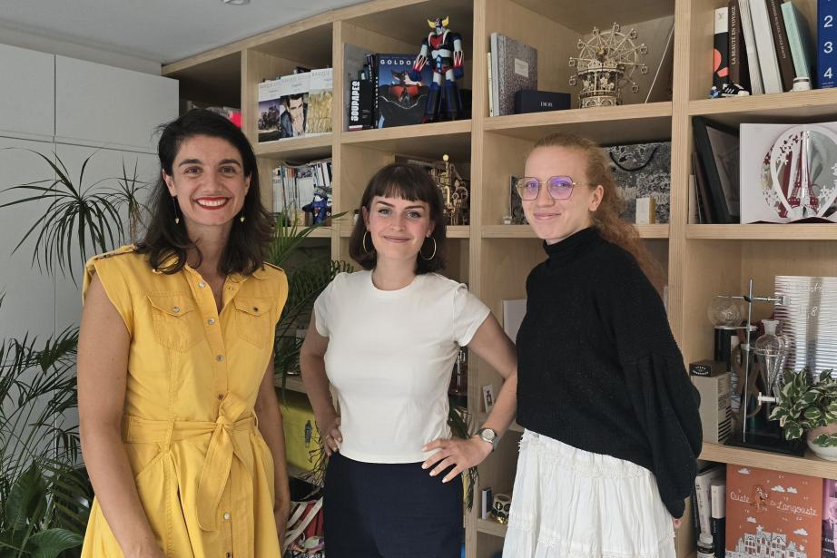 De gauche à droite : Aurélie Tripier, fondatrice de The Retail Office, accompagnée de ses deux stagiaires Louise Thomas et Lucie Rivière. (Photo Dorian Alinaghi Entreprises Occitanie)