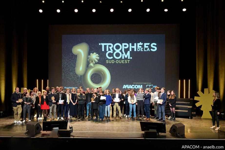 La 10e édition des Trophées de la Com s'était déroulée en Nouvelle-Aquitaine. Jeudi 27 novembre 2024, la 11e édition reviendra en Occitanie, au Théâtre du Capitole de Toulouse. (Photo : APACOM)