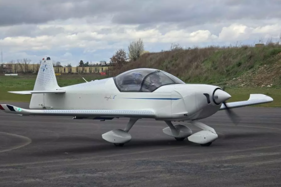 En image, le prototype Integral E d'Aura Aero. L'entreprise toulousaine fait partie des lauréats dont les projets vont être soutenus. (Photo : Dorian Alinaghi - Entreprises Occitanie)