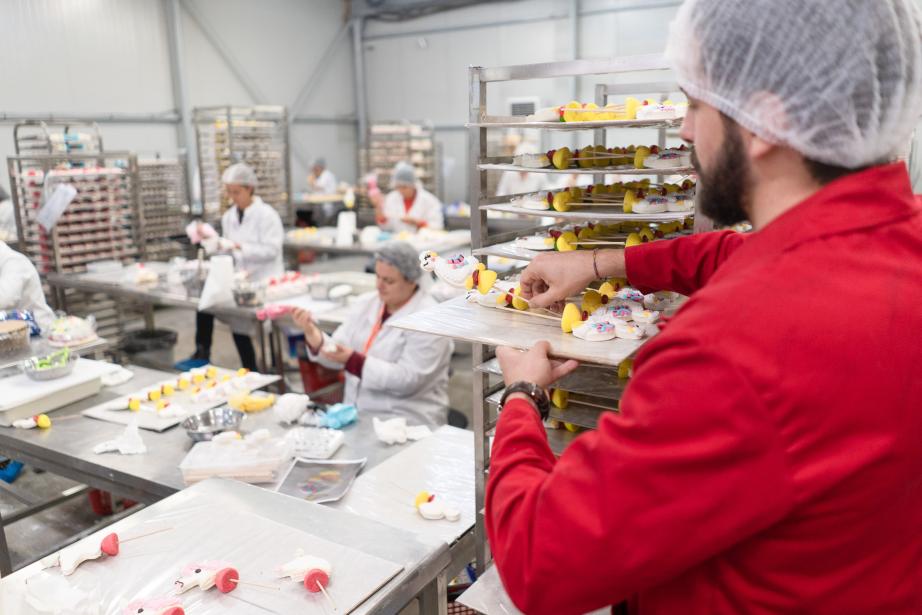 Tonton Pierrot, qui fête ses 30 ans en 2024, se distingue par ses créations originales dans le milieu de la confiserie. (Photo : Tonton Pierrot)