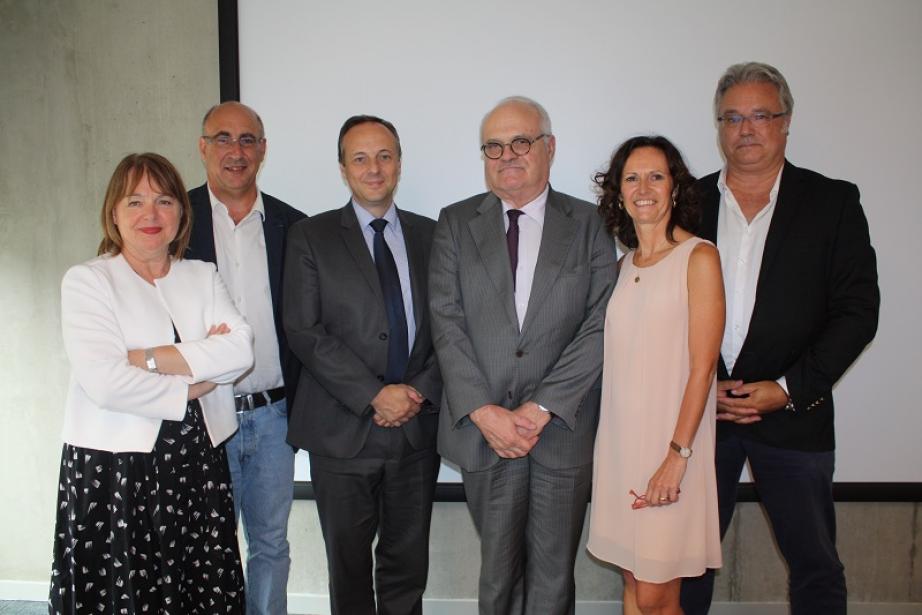 Carole Barbaste,  vice pdt de la Carsat MP, Michel Vigié, pdt de la Carsat MP, Christophe Lerouge, DR de la Direccte, Pierre Legrand, pdt de l’Astia, Sylvie Micoud, directrice de l’Astia, David Decourtye chez d’Agence de l’OPPBTP Midi-Pyrénées